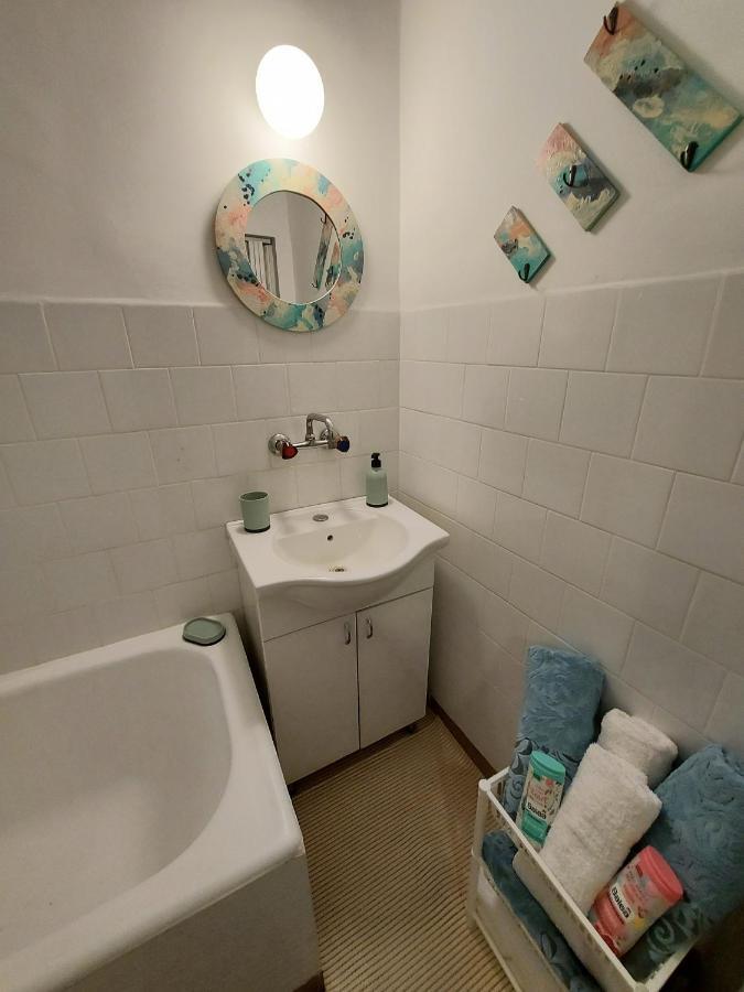 Cozy Apartment In Nagykikinda Kültér fotó